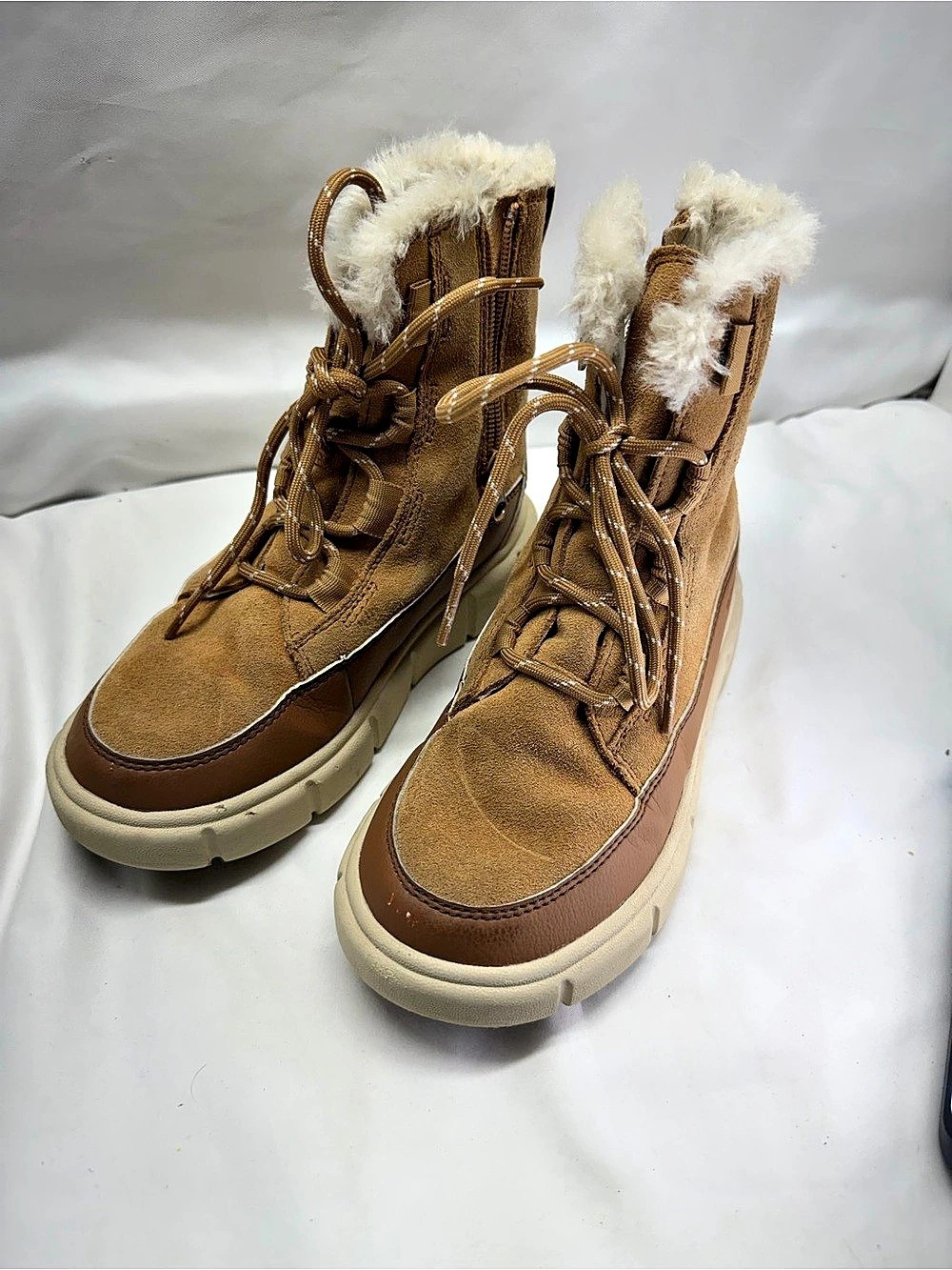 Sorel Out N About III City Fur-Lined Winter Boots US 7 Brown